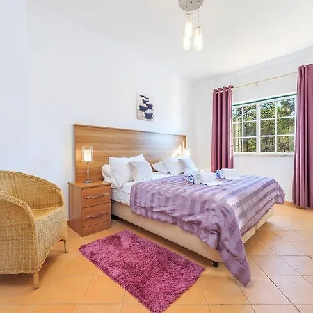 Vale Do Garrao Sleeps 7 With Pool Air Con And Wifi فيلة